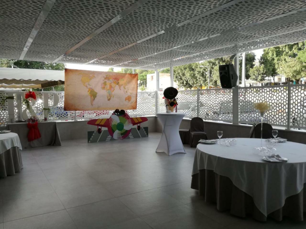 Hostal El Sevillano Rus Buitenkant foto