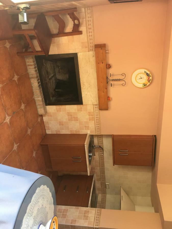 Hostal El Sevillano Rus Buitenkant foto